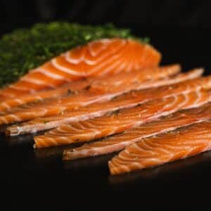 Le saumon gravlax tranché - Tranchage scandinave